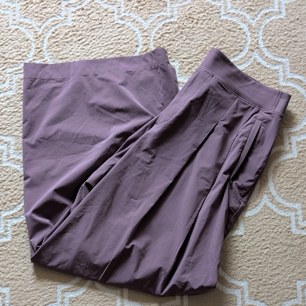 Athleta Brooklyn Heights Pleated Wide Leg Damask Mauve EUC - Picture 2 of 7